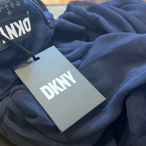 DKNY Chiffon Dress Puff Sleeve Navy Faux Wrap Belted Fit n Flare NWT Size 6 $139 - Picture 6 of 6